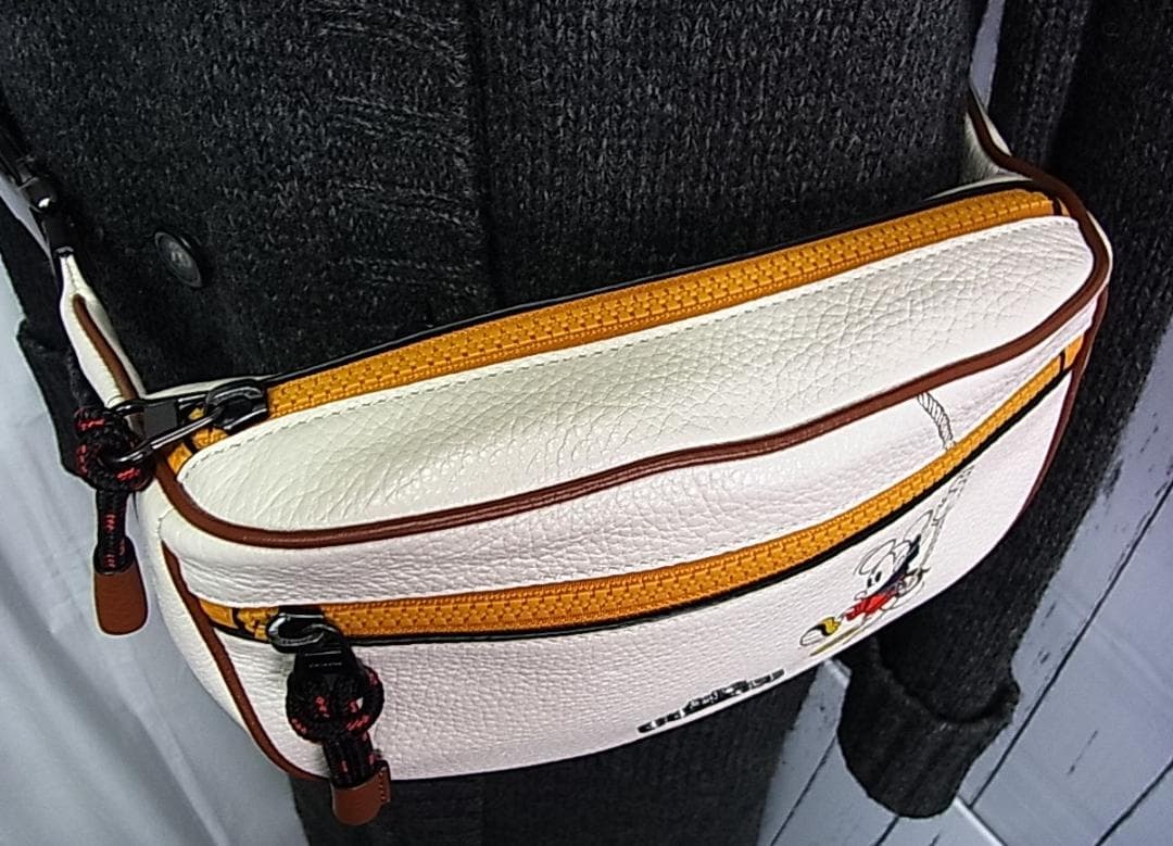 正規美品コーチｘDisneyコラボ　ウエスト＆ボディバック　3747　ミッキー