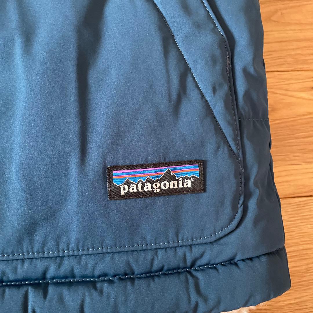 【新品未使用】Patagonia（パタゴニア）リバーシブル ビビー ダウンベスト