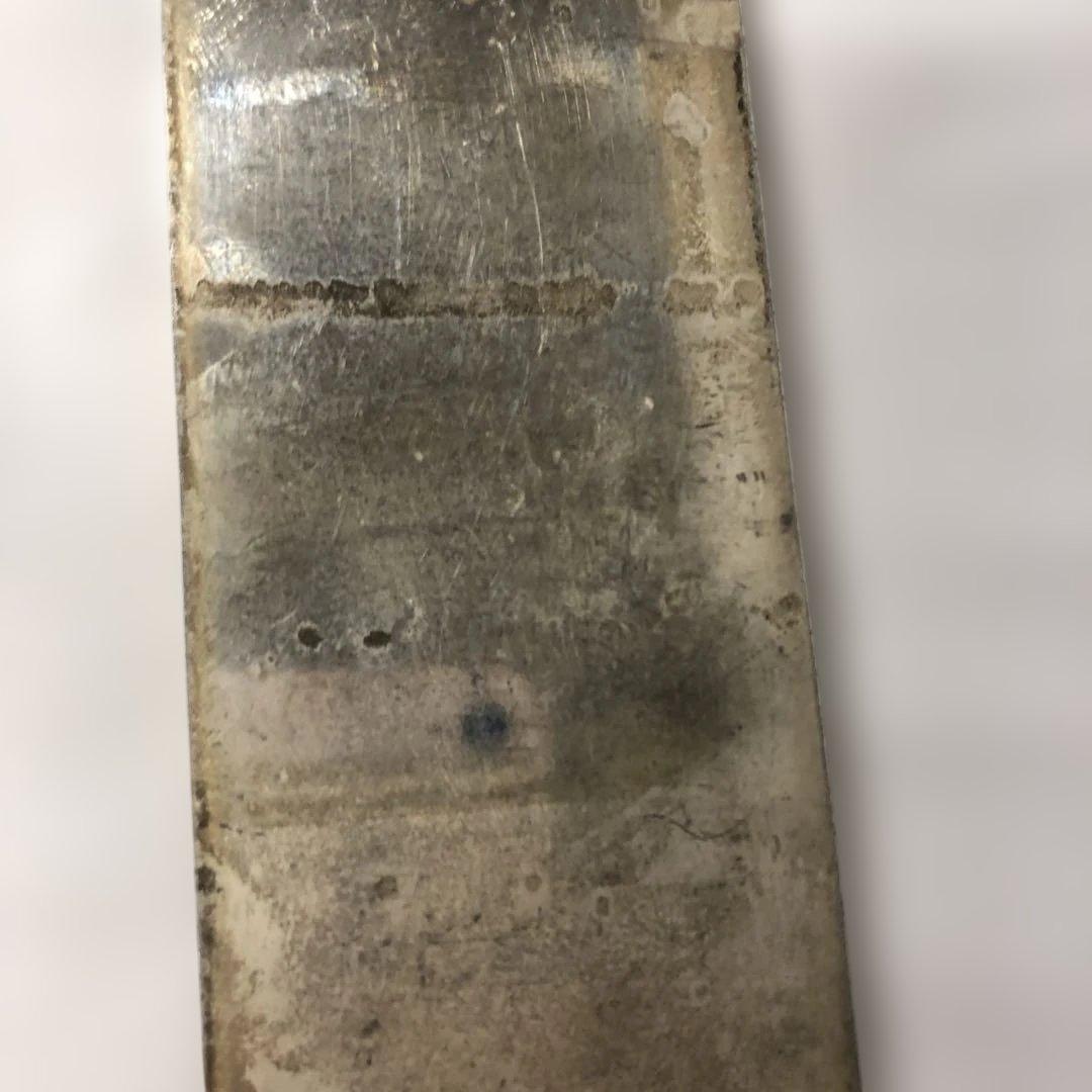 銀足　　中国金属製 浮彫り 女性像 工芸品