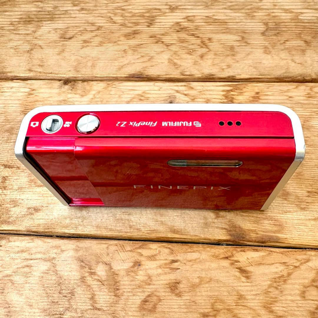 富士フィルム FUJIFILM FinePix Z2