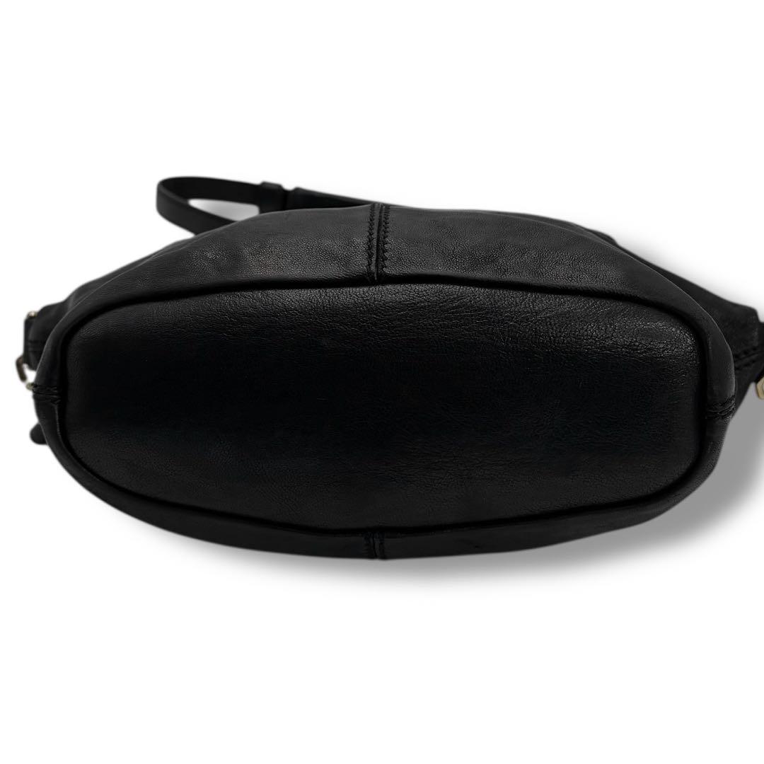 希少 GIVENCHY 4G ロゴ レザー 2WAY バッグ ナインチンゲール
