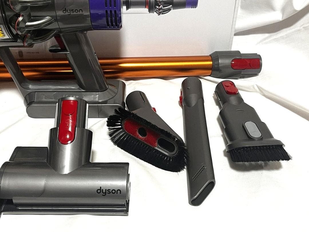 お買い得！Dysonダイソン　サイクロンクリーナーSV12/V10良品