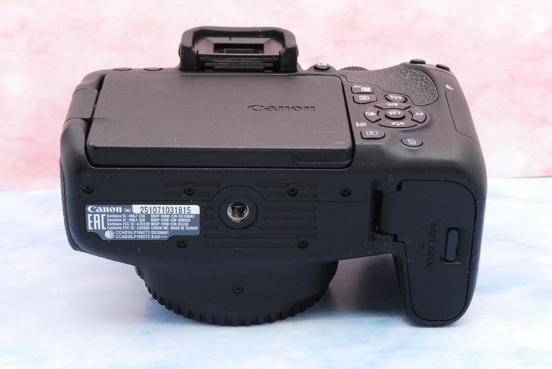 キャノン Canon kiss X9i⭐︎一眼レフカメラ⭐︎超望遠レンズ付