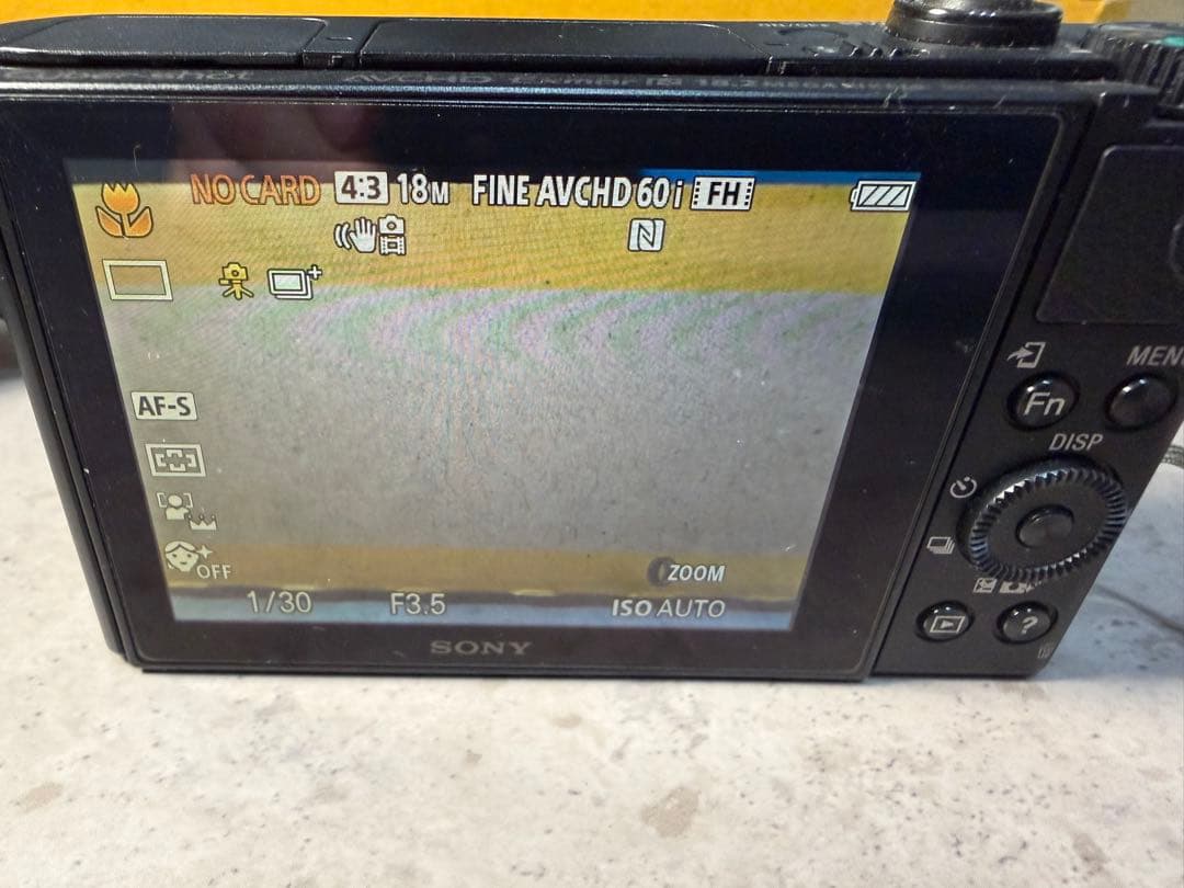 Sony Cyber-shot 30倍ズームデジタルカメラ DSC-HX90V