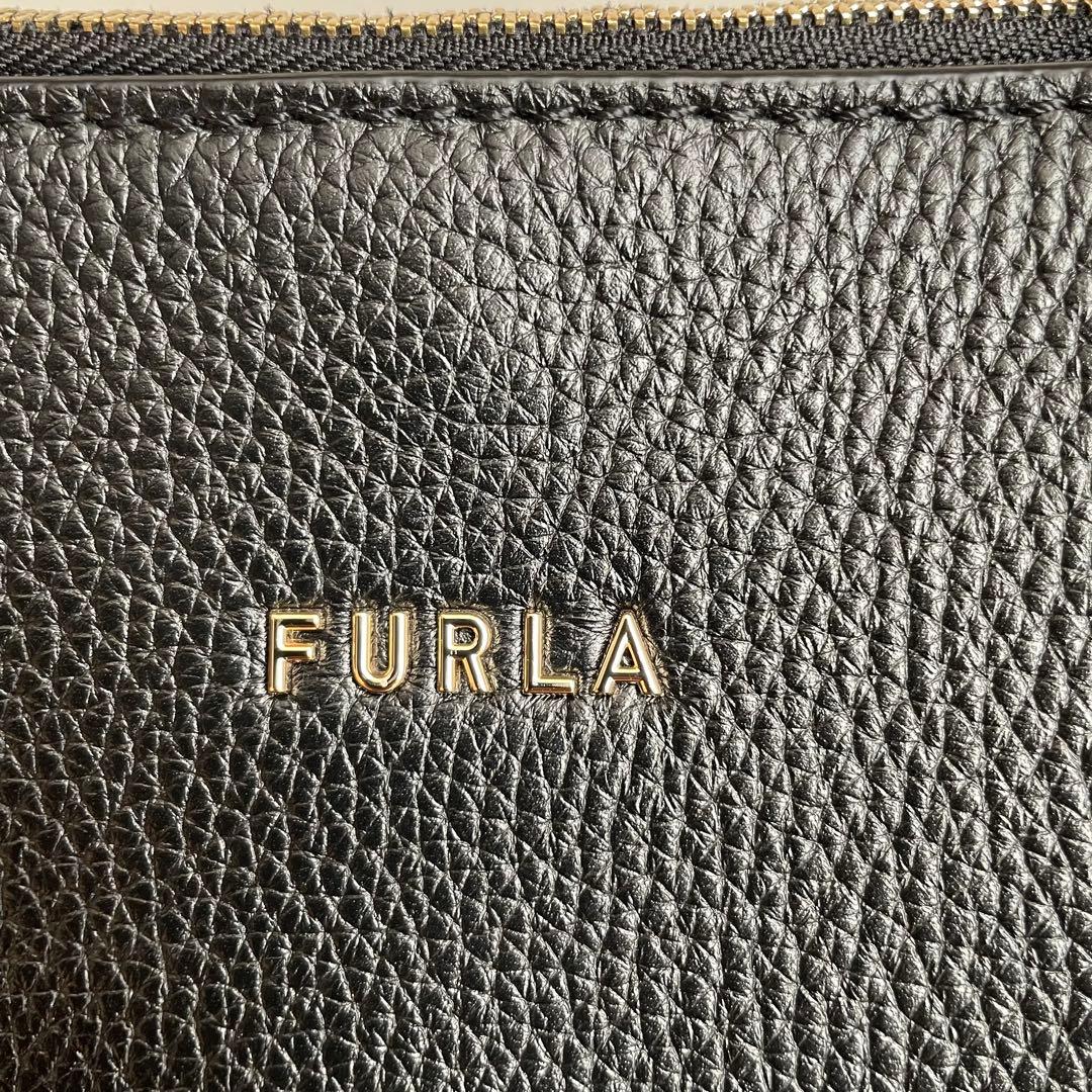 美品フルラ レザー2WAY ショルダーバッグ 現行ロゴ 黒