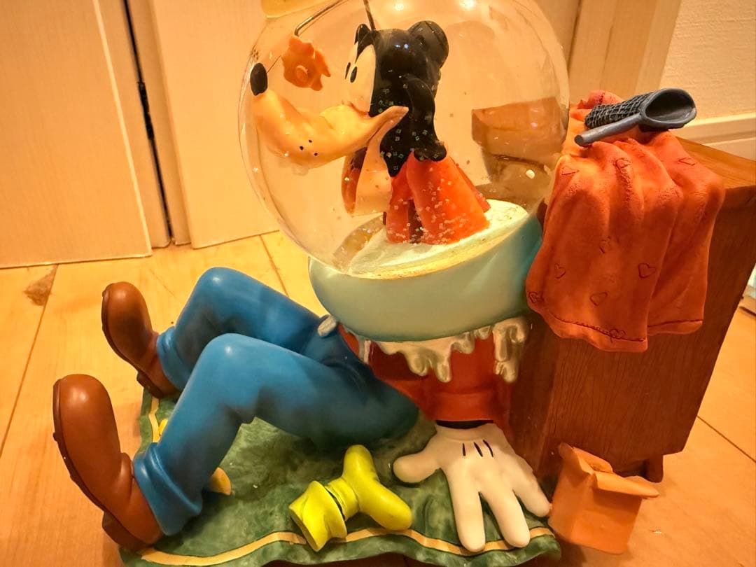 グーフィー スノードーム 約30cm