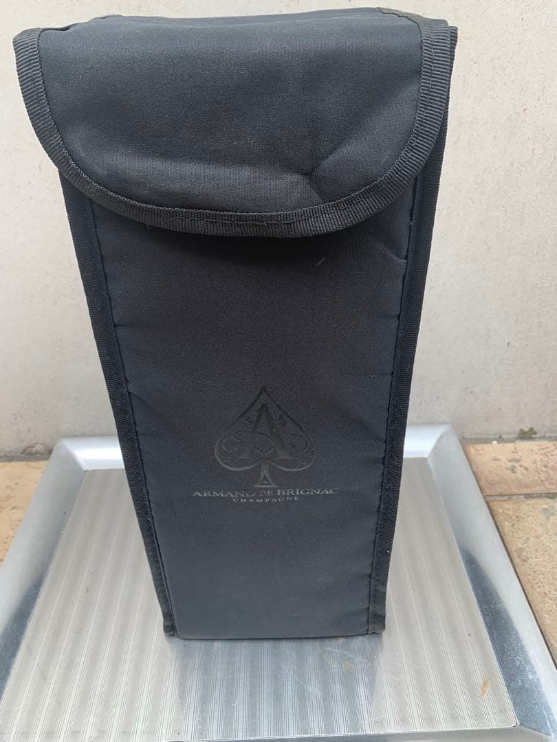 アルマン・ド・ブリニャック ゴールド 750ml／正規品・未開栓・箱付き
