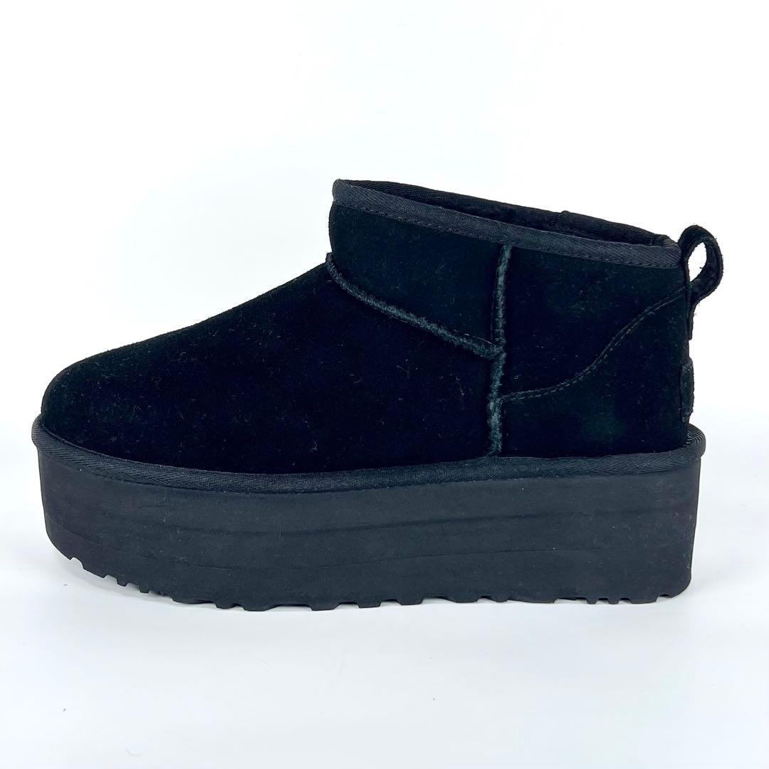 【新品未使用】UGG ULTRA MINI PLATFORM ブーツ 黒24.0