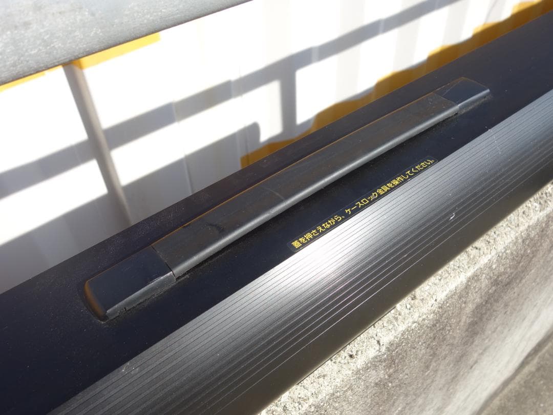 M▽イズミコスモ プロジェクタスクリーン 80インチ 自立式 (38756)