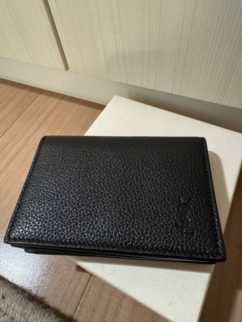 【新品 未使用】サンローラン　名刺入れ