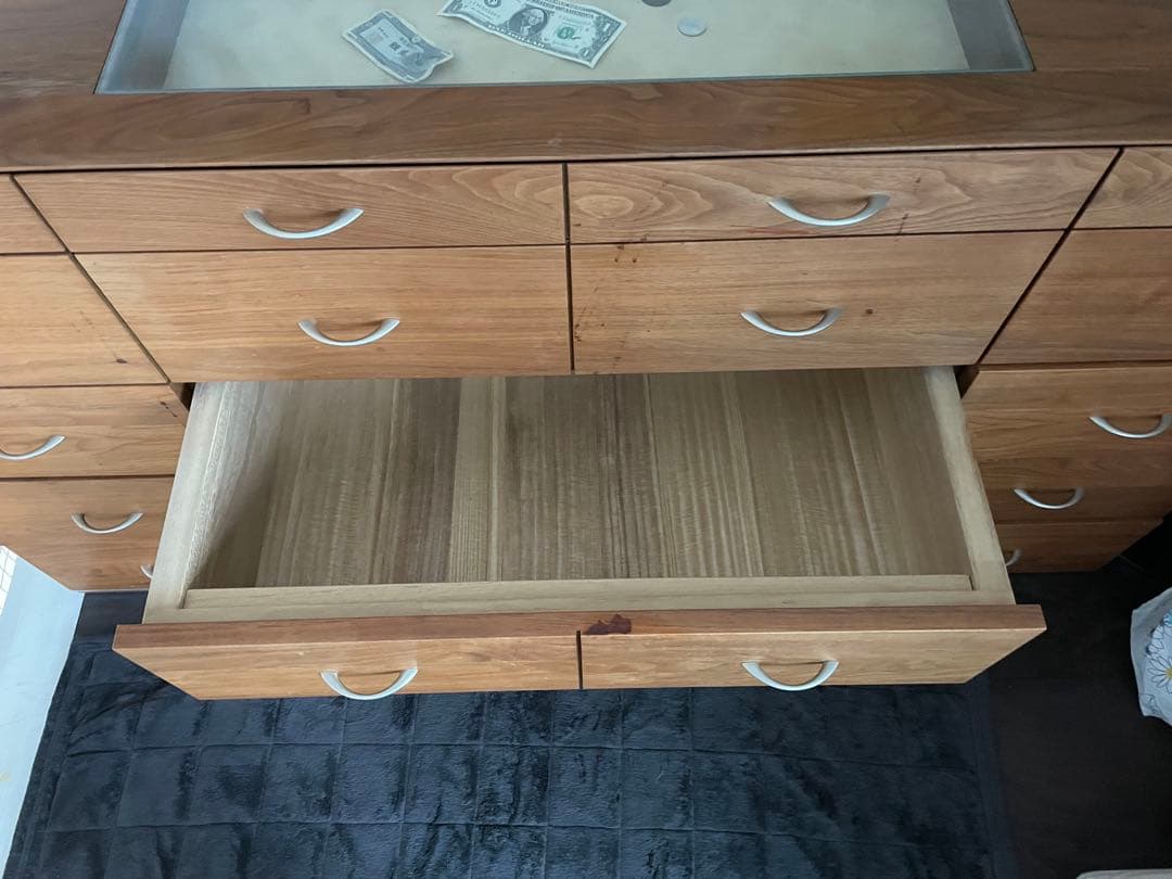 シャルドネ　BEAUTE ガラス天板付き