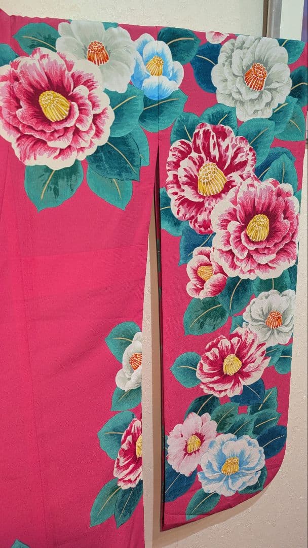 【ポリエステル】振袖 ピンク 花柄 ボタン♪華やか！