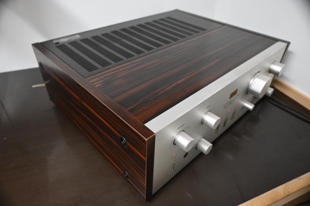Ｓａｎｓｕｉ　ＡＵ－Ｄ６０７Ｆextra　【整備済み　動作品　美品】