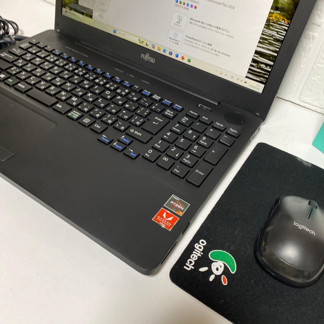 Windows11 オフィス付きRYZEN7 SSD256GB 富士通ノートPC
