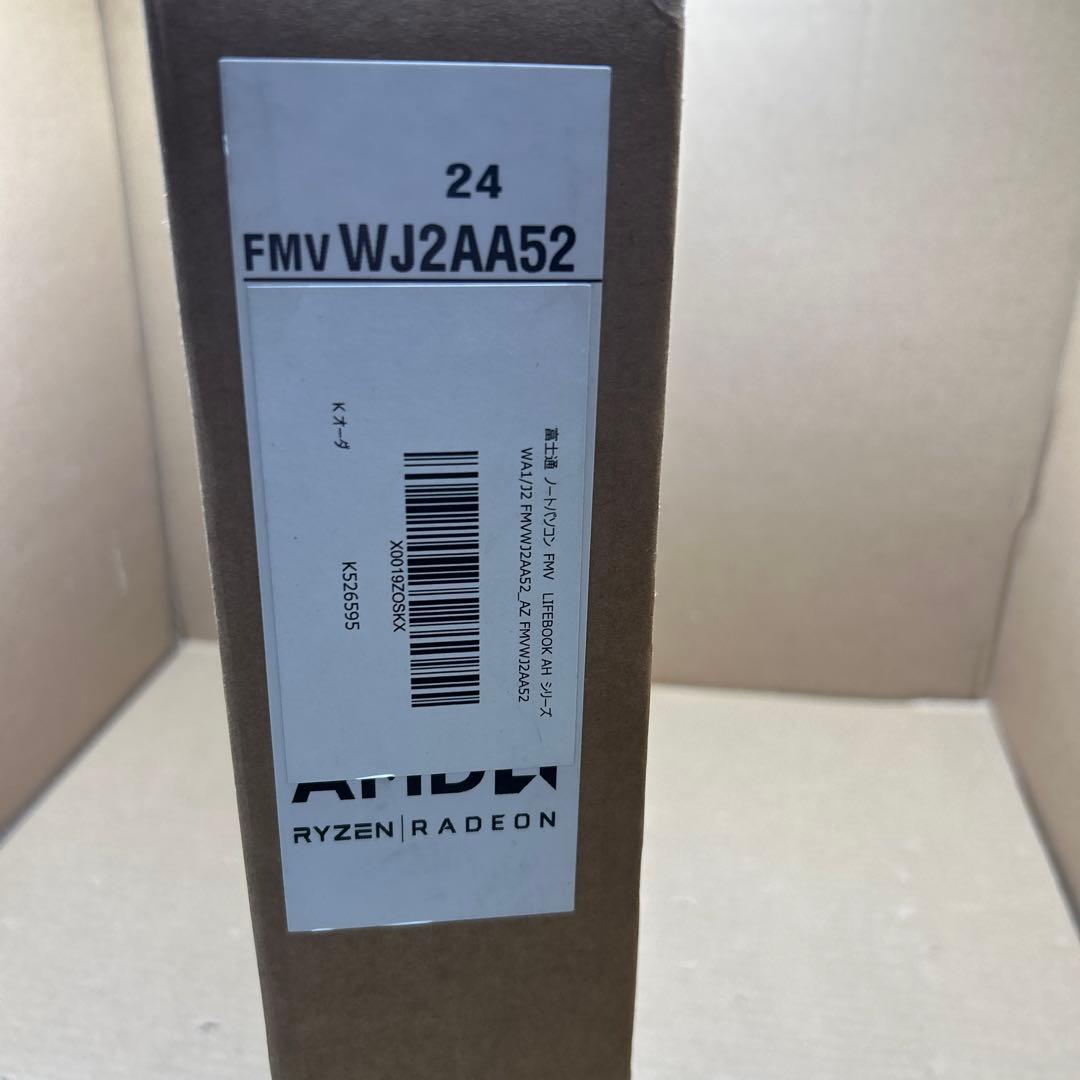 未使用　富士通　FMV LIFEBOOK WA1/J2 FMVWJ2AA52