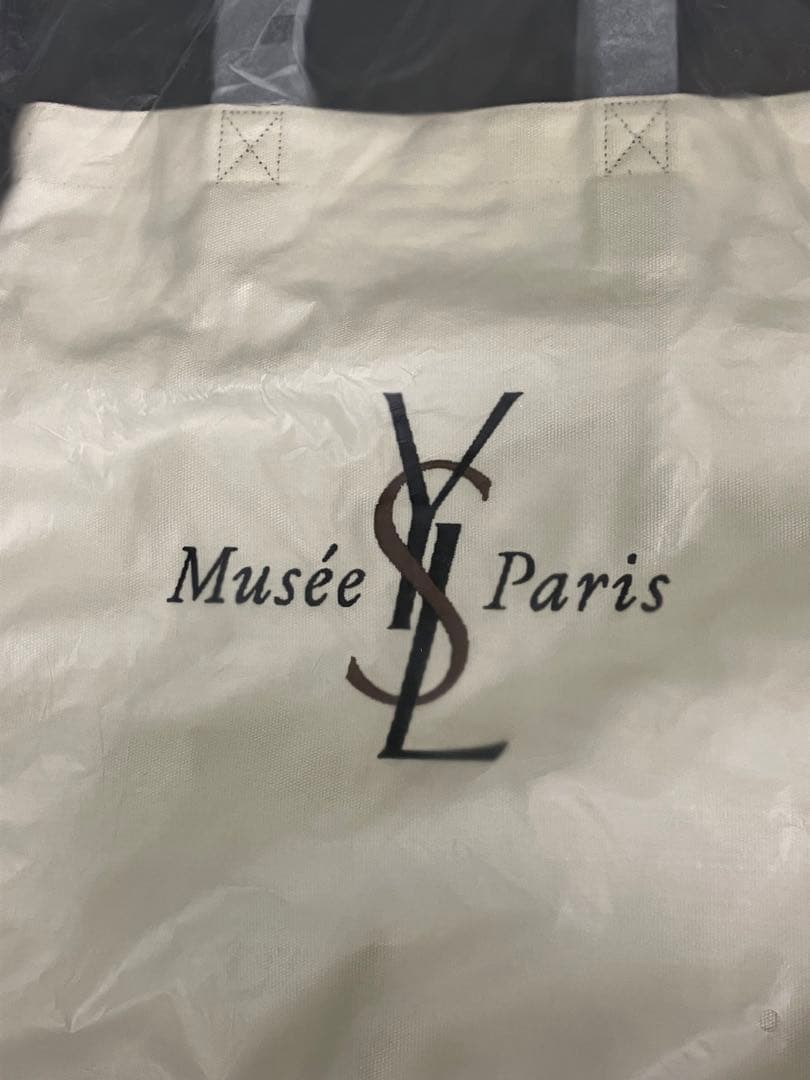 イヴ・サンローラン　限定・オリジナル　トートバック大・ポーチ付き