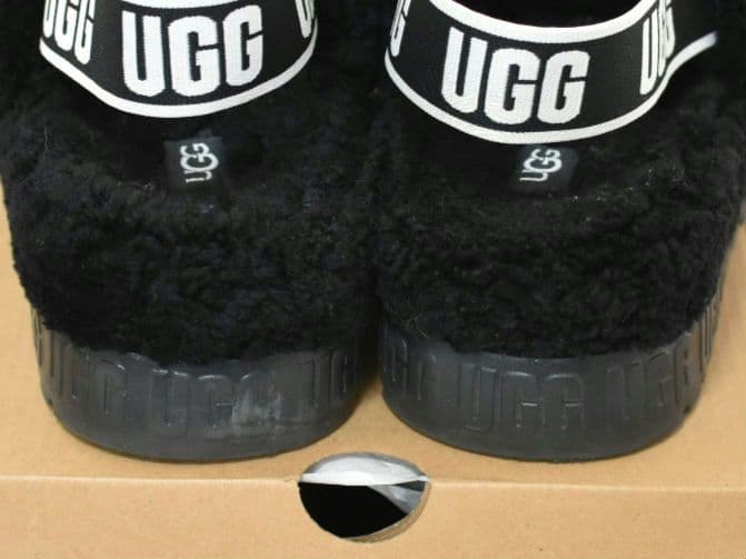 アグ オーフラッフィータサンダル シープスキンUGG OH FLUFFITA