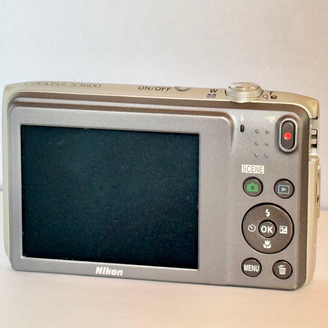Nikon「COOLPIX Style」 COOLPIX S3600