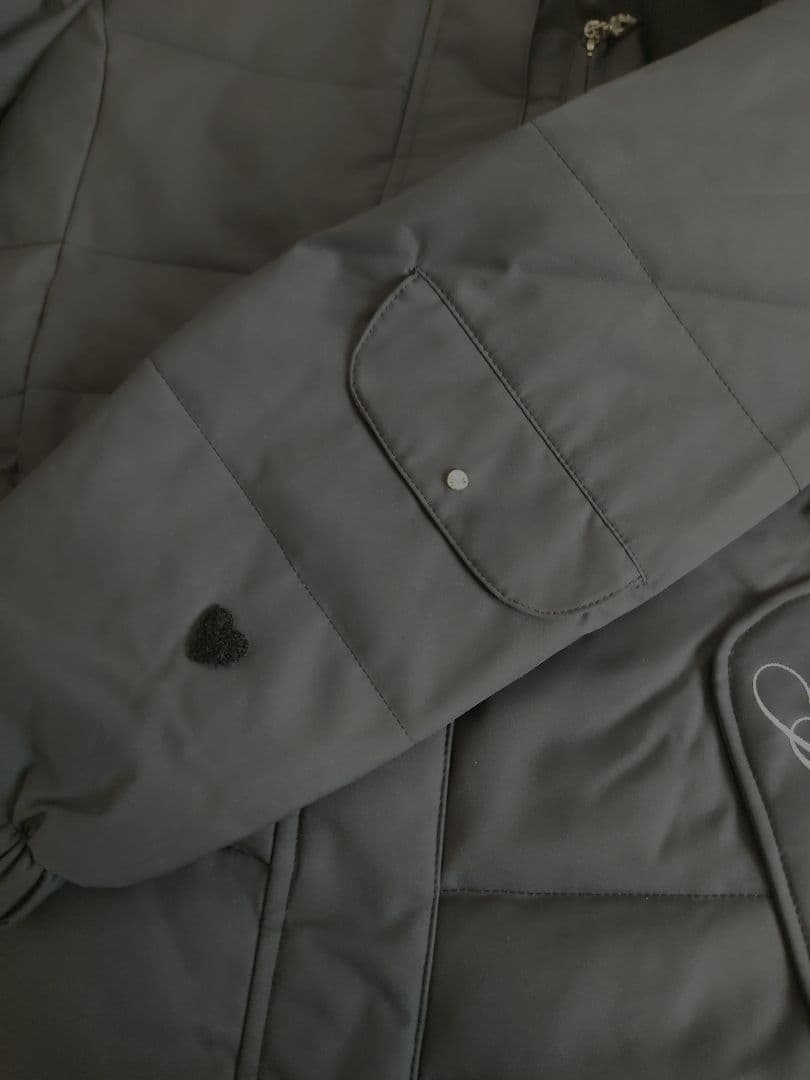 e55 エレッセ ellesseダウンJKTレディース スキーウェア 上下セット