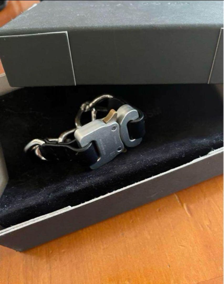 確実正規品1017 ALXY 9SM アリクス　バックルブレスレット