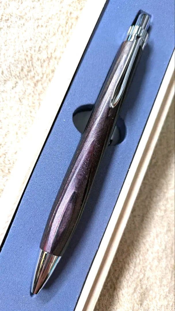 金杢犀　屋久杉　浮造り国産漆　山葡萄　ボールペン　専用木箱付き
