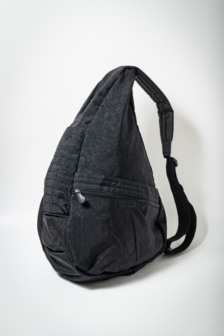 多ポケット 軽量 ボディバッグ／ワンショルダー 黒