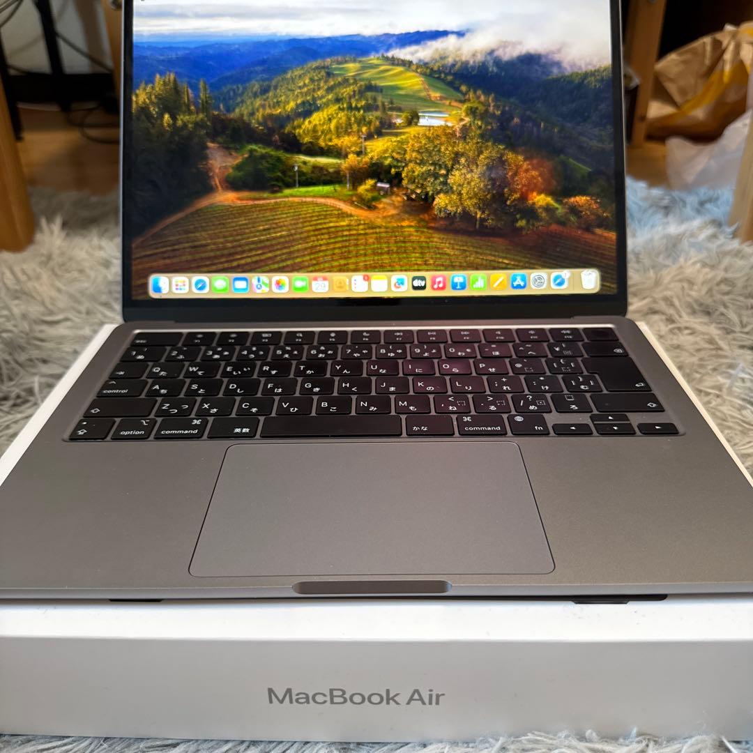 【YUKI】MacBook Air M2 13インチ スペースグレー
