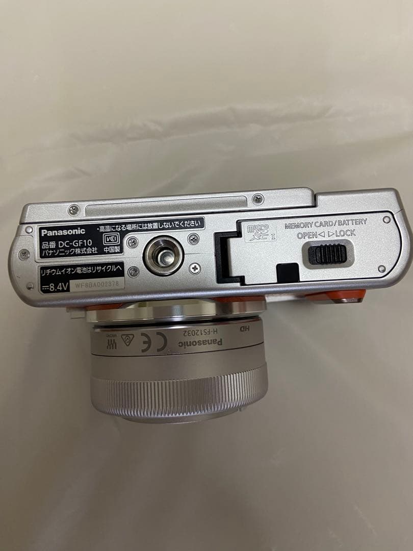 デジタルカメラ Panasonic DC-GF10W