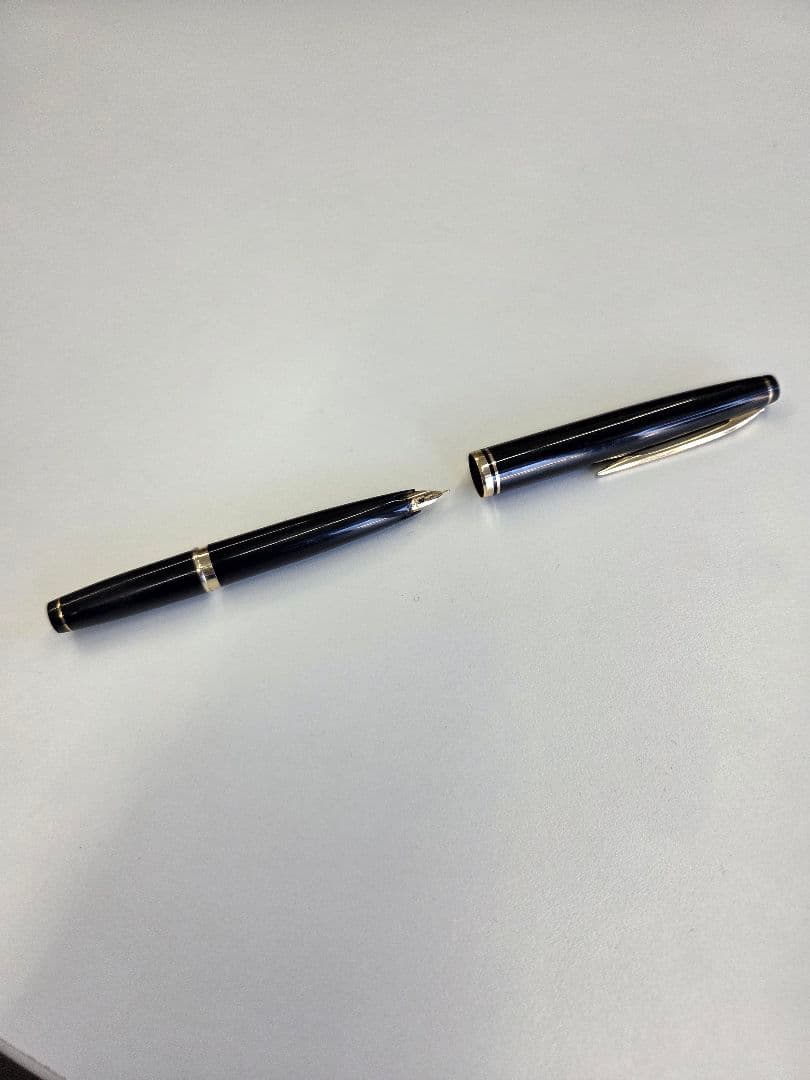 中古品 SAILOR 万年筆 黒 14K