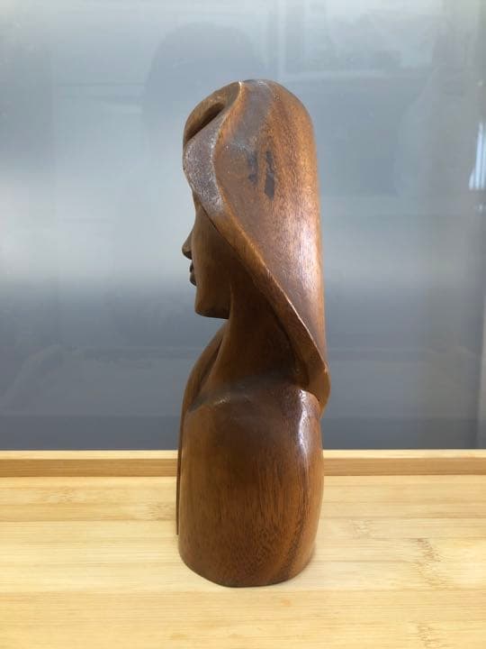 ❣️新年sale❣️ハワイ女神（材：モンキーポッド）