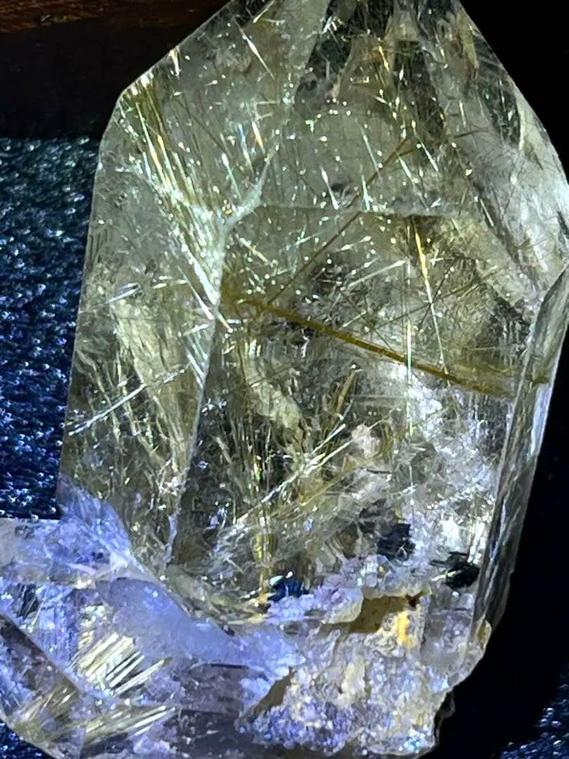 ルチルクォーツ　原石　天然石　ガーデン　クラスター　六角柱　ポイント