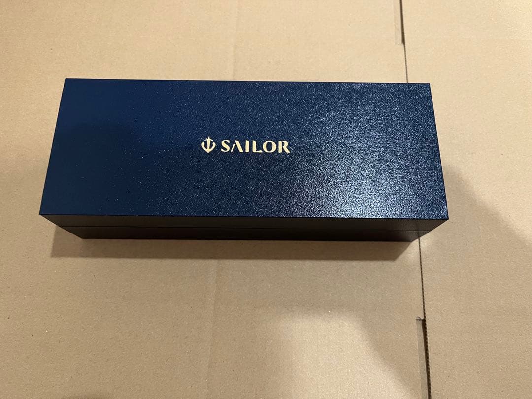 セーラー万年筆プロフェッショナルギア 中字　21k