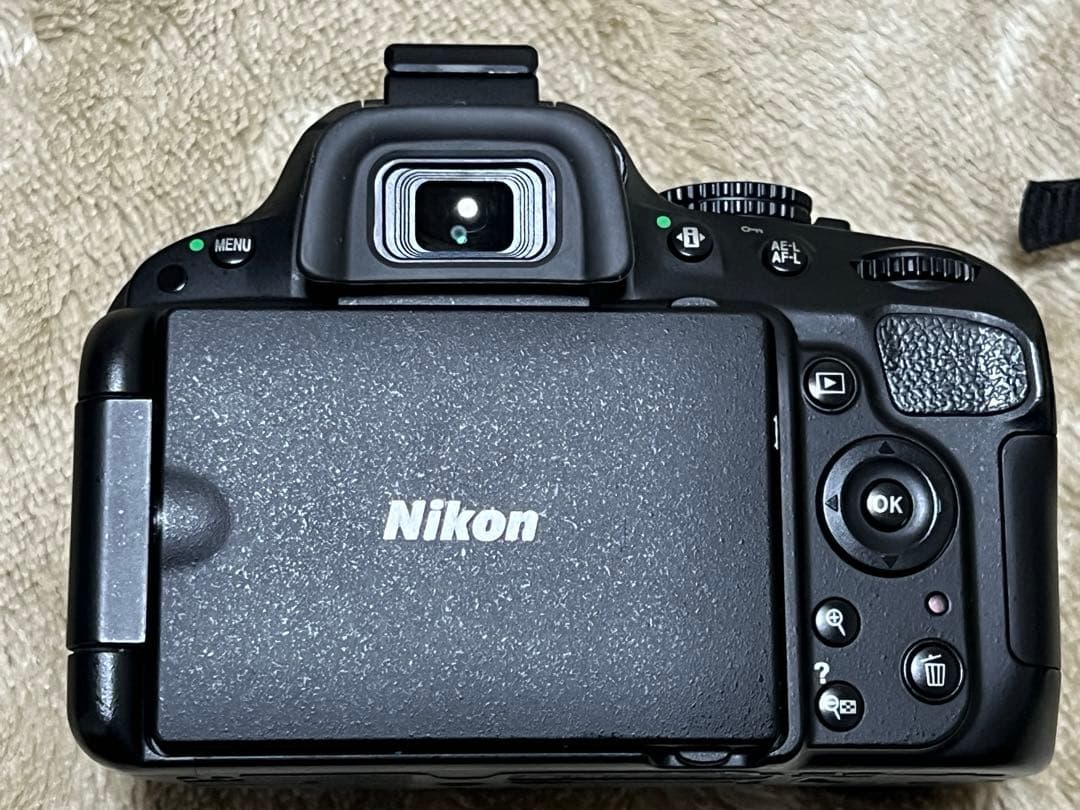 Nikon D5100 – DSLR レンズセット