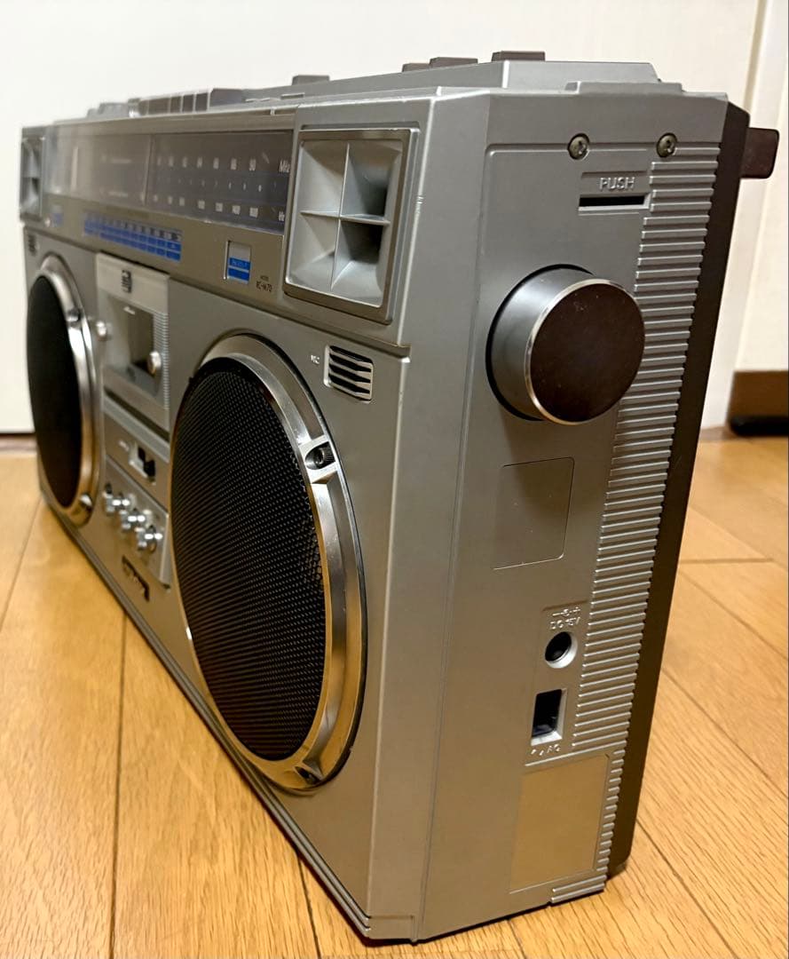 ビクターラジカセ　RC–M70 動作品　昭和レトロ