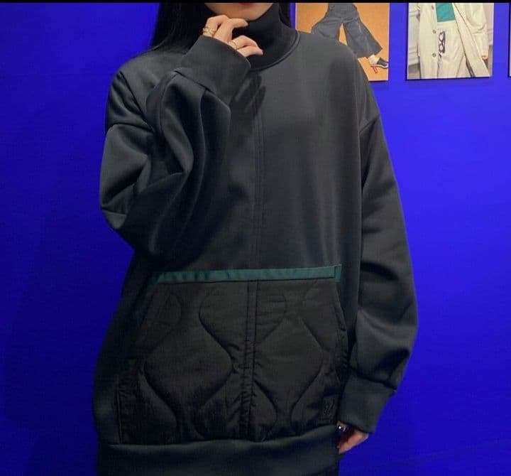 m*☆様 セール中❗UN3D キルティングドッキングスウェット　黒