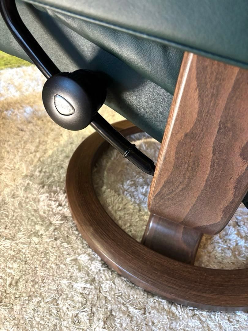 ①❗️再お値下げ❗️エコーネスストレスレスチェアレノMダークグリーン極美品テーブル付