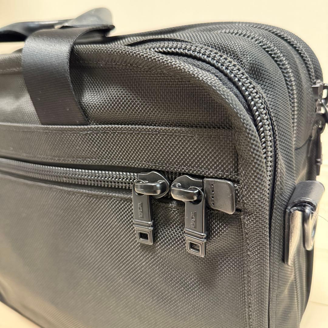 未使用級品TUMI トゥミ ビジネスバッグ 2way ブラック エクスパンダブル