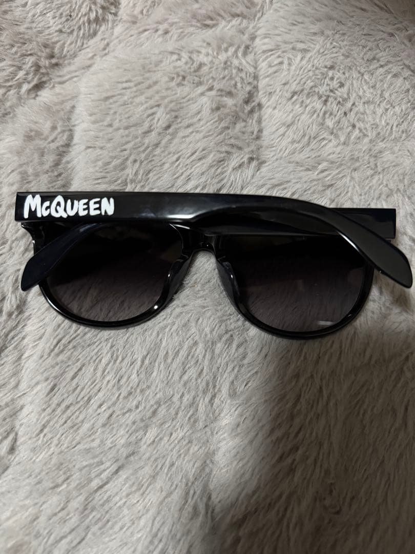 年末SALE❗️31日まで❗️Alexander McQUEEN サングラス