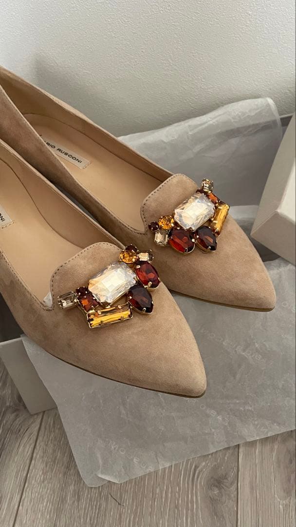 試着のみ★美品★ FABIO RUSCONI ビジュー付きフラットシューズ