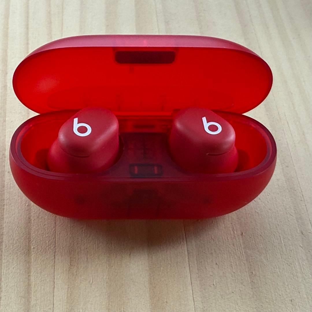 Beats Solo Buds トランスペアレントレッド