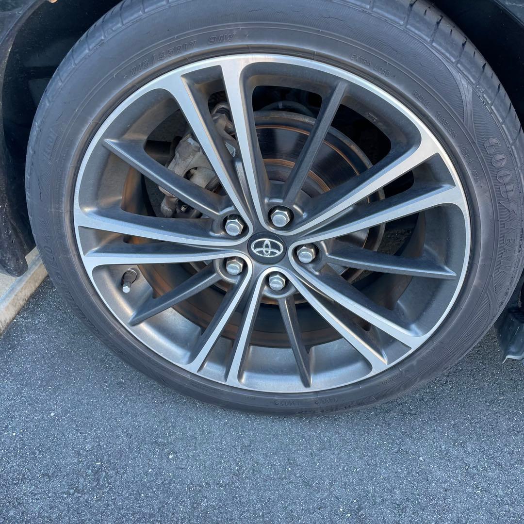 86 前期ホイール プリウスに取り付けてました