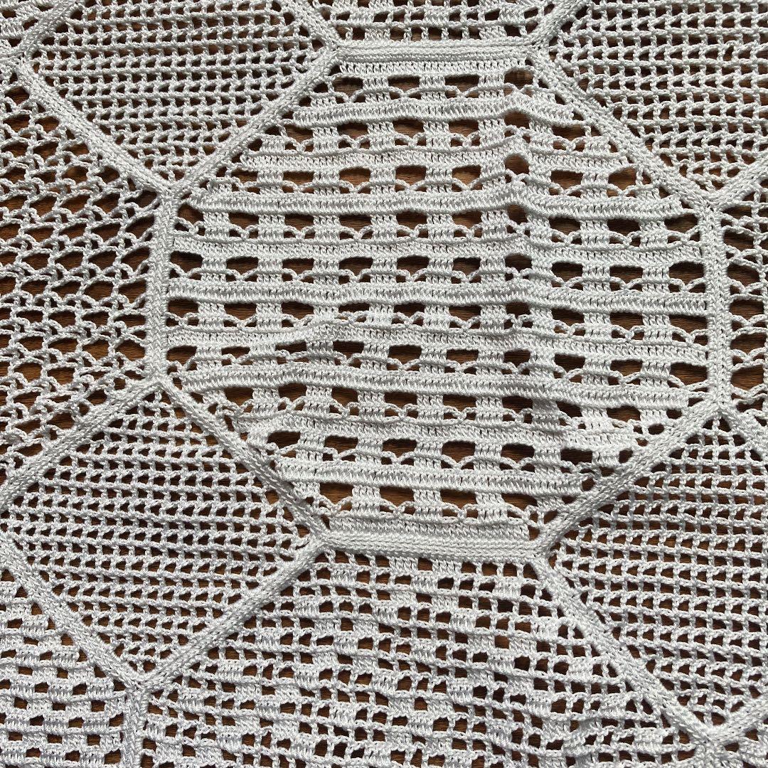 クロッシェレース テーブルクロス マルチカバー 135×148cm程度