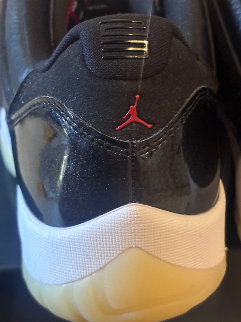 専用　完売品　エアジョーダン 11 レトロ LOW シューズ 31
