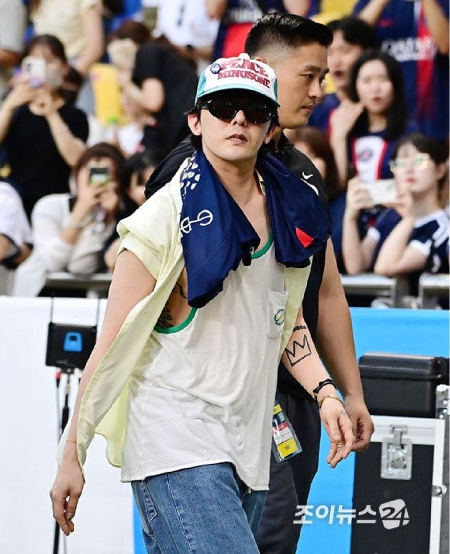 PSG G-DRAGON PEACEMINUSONE ニフォーム