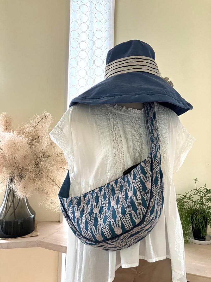 pnmppia blue ボディバッグ　ミナペルホネン　ハンドメイド