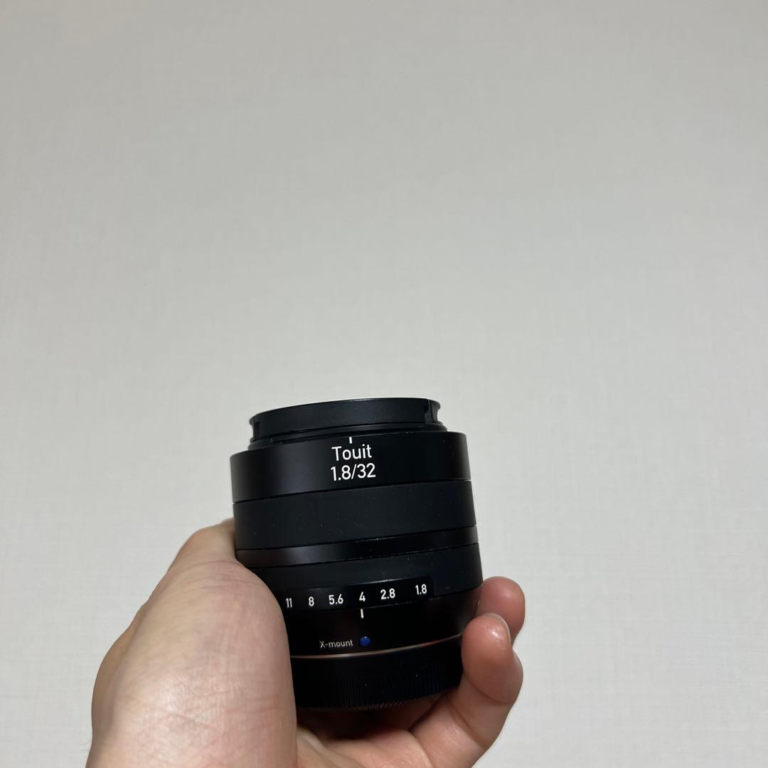 Carl Zeiss Planar Touit 32mm f1.8/Xマウント