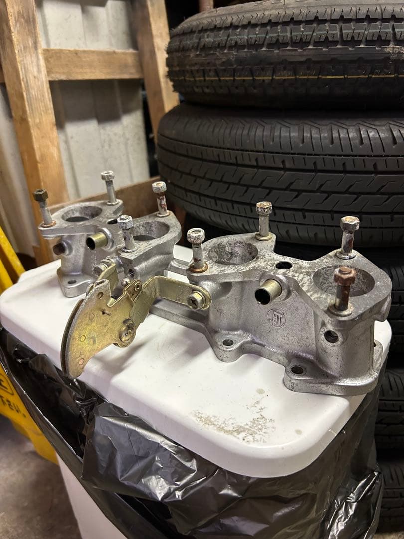 トヨタ純正 2T-G インマニ インテークマニホールド ソレックス SOLEX