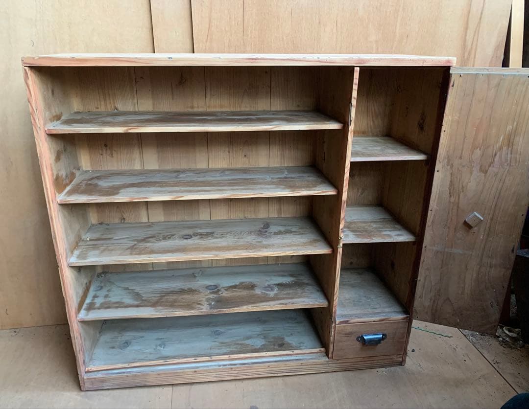 古い木味オールドパイン　収納棚8段引き出し1杯　古松木陳列ケース古食器家具