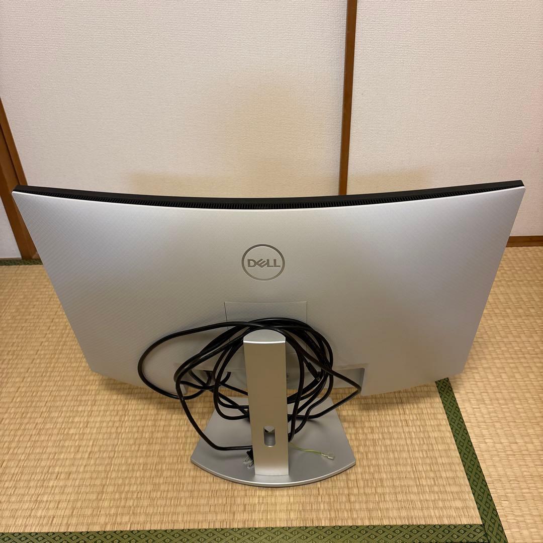 Dell S3221QS 31.5インチ 曲面4Kモニター