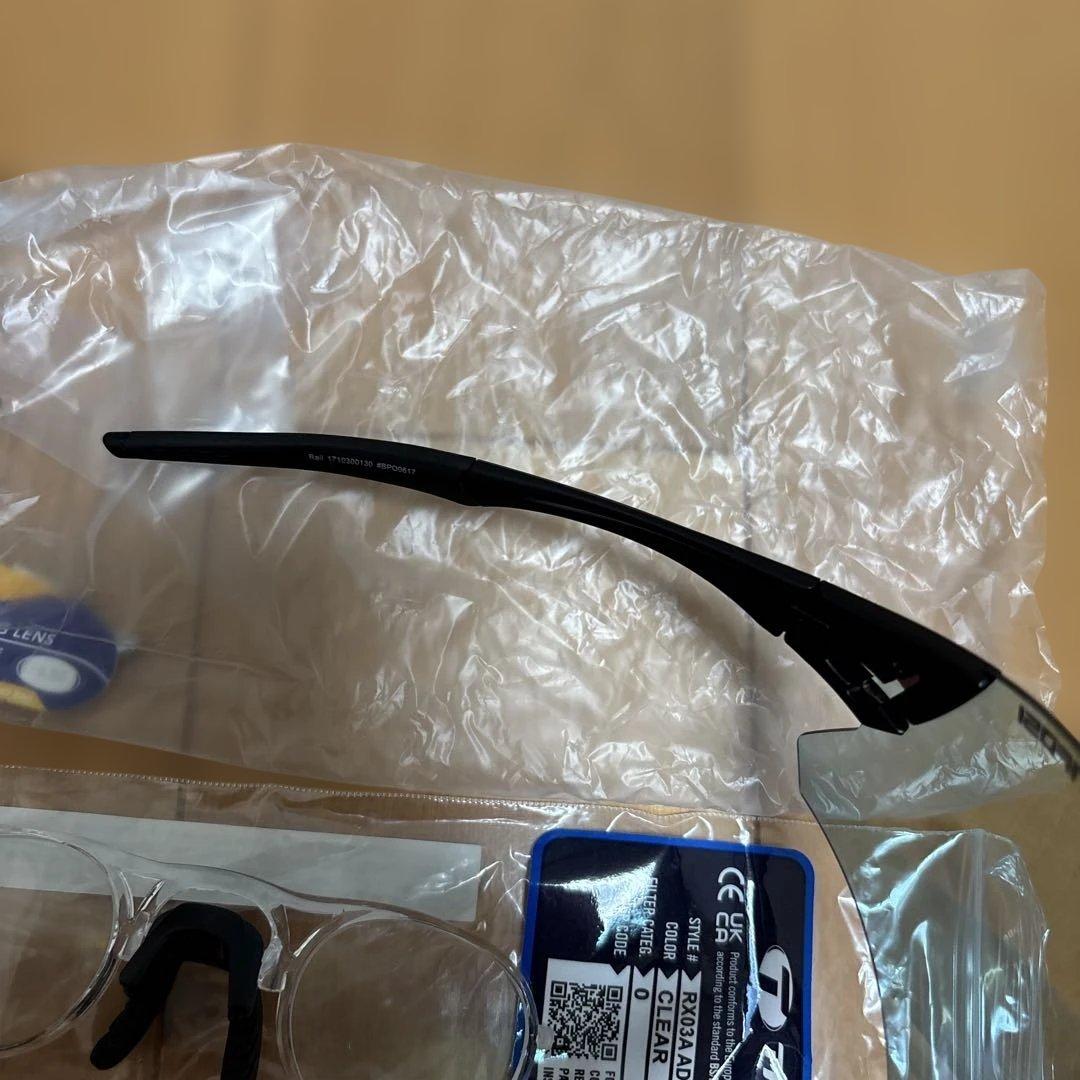 TIFOSI Optics サングラス インナーレンズ付き